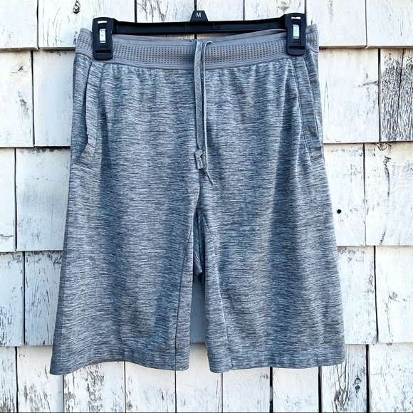 Uniqlo Running Men’s Shorts - Picture 1 of 5